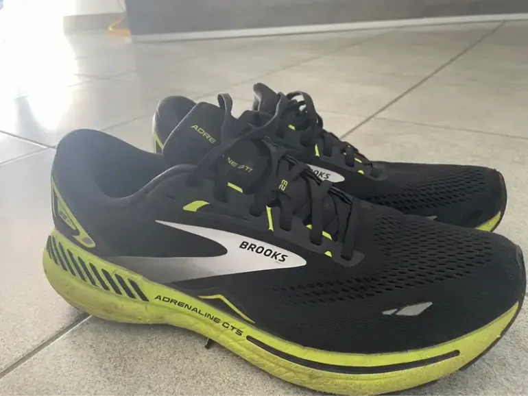 Used Brooks Adrenaline GTS 23 2023 bike — image 6 of 7