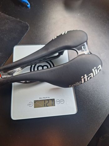 Used Selle Italia SLR Boost PRO TEAM 6.1 Superflow Kit Carbono S3 2025 bike