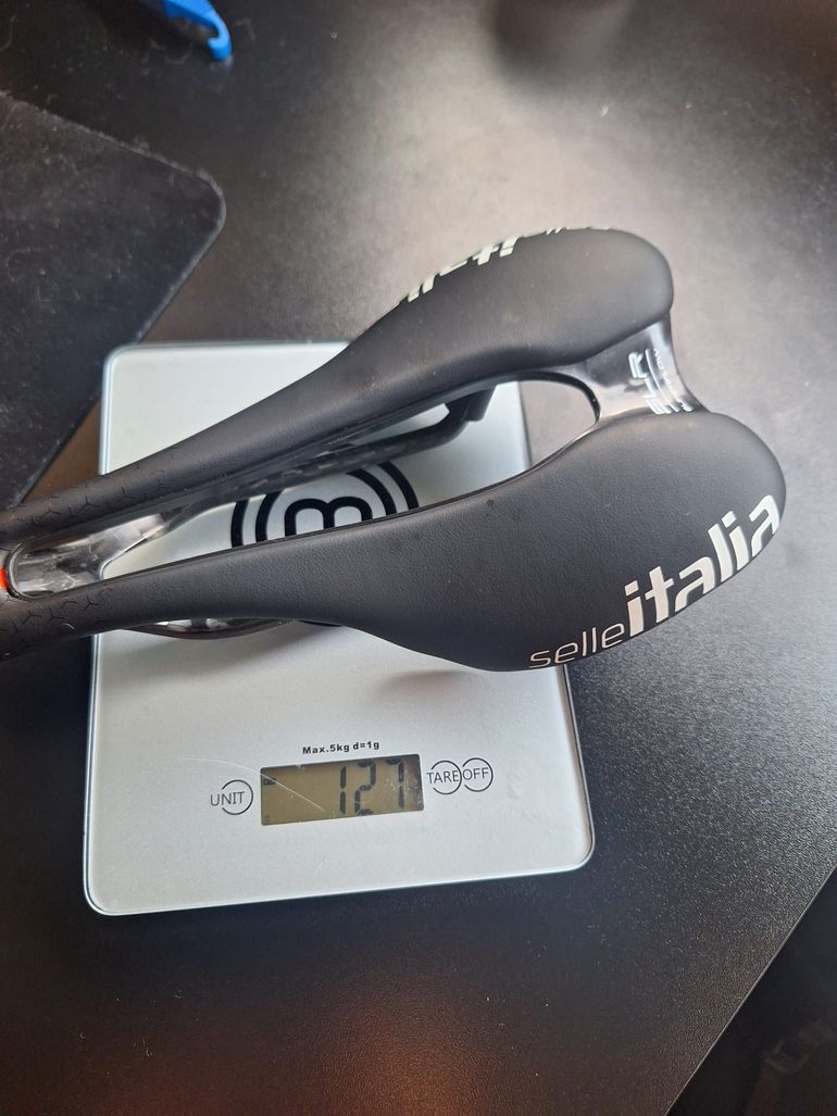 Used Selle Italia SLR Boost PRO TEAM 6.1 Superflow Kit Carbono S3 2025 bike — image 2 of 6
