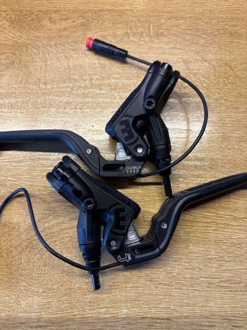 Used Magura MT4e Disc Brake bike — image 3 of 3