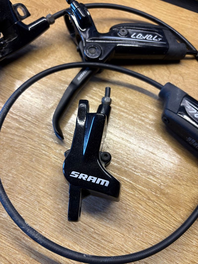 Used Sram Level T bike — image 4 of 4