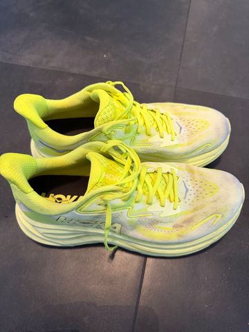 Used Hoka clifton 10 2025 Running Shoes