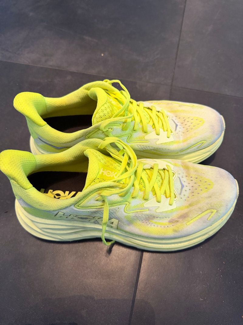 Used Hoka clifton 10 2025 Running Shoes