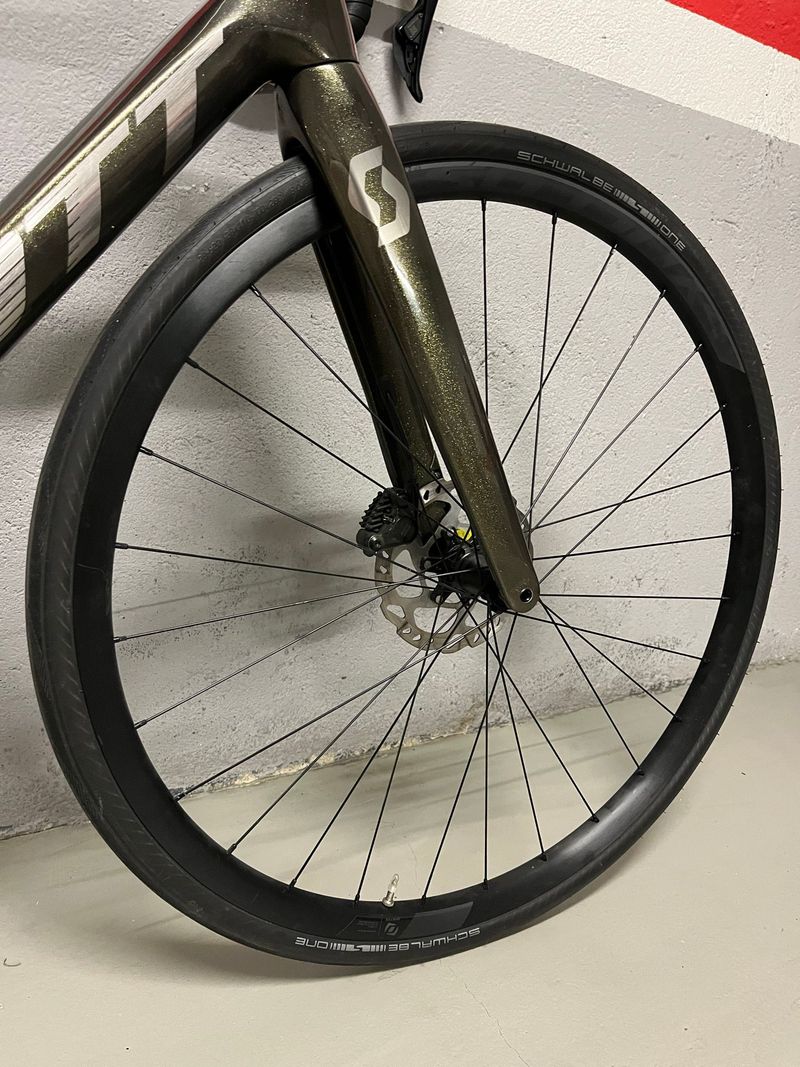Used Syncros RP2.0 Disc 28 2023 bike — image 1 of 3