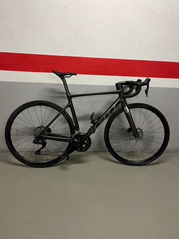 Used Syncros RP2.0 Disc 28 2023 bike — image 3 of 3