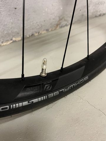 Used Syncros RP2.0 Disc 28 2023 bike — image 2 of 3