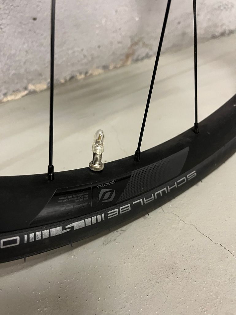 Used Syncros RP2.0 Disc 28 2023 bike — image 2 of 3
