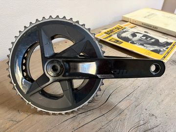 Brugt Sram Rival AXS DUB Crankset Drivetrain & Pedals