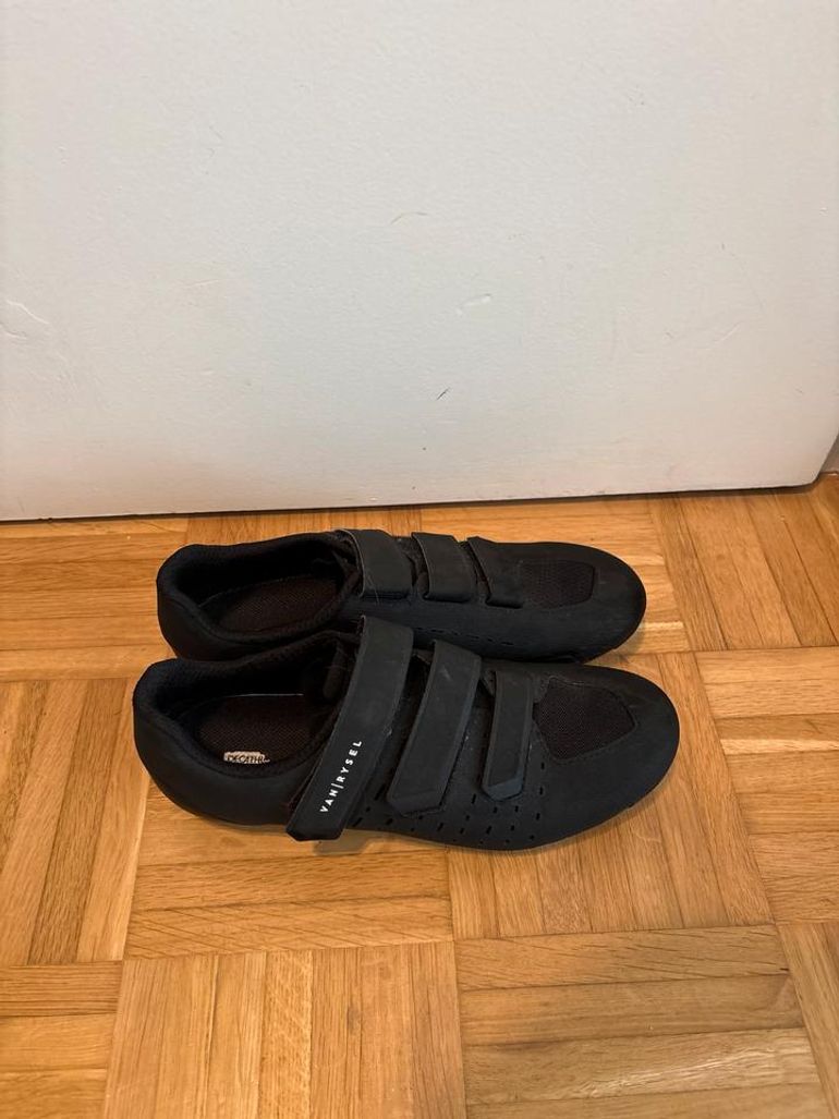 Used Van Rysel Rennradschuhe Größe 42 bike — image 2 of 4
