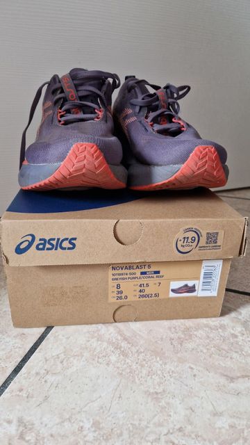 Used Asics Novablast 5 2025 Running Shoes