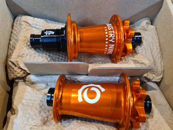 Industry Nine, Hydra Hubs 148x12 and 110x15