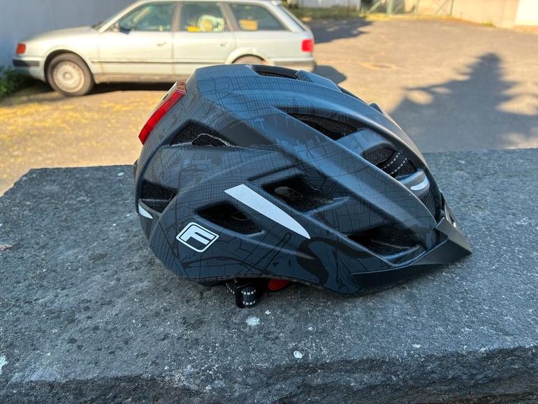 Used Fischer Urban Plus 2022 bike — image 3 of 7