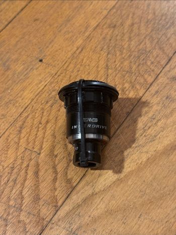 Used Envie Corps de roue libre bike — image 2 of 2