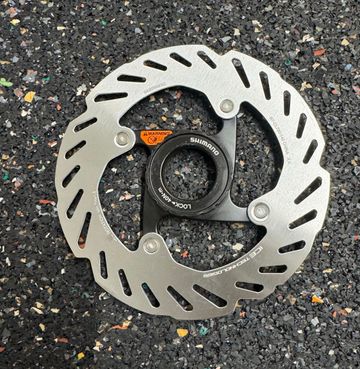 Gebrauchtes Shimano RT-CL700 140 Disk Set 2026 Brakes