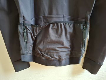 Used Van Rysel Road Cycling Jacket Endurance bike — image 3 of 9