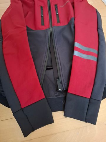 Used Van Rysel Road Cycling Jacket Endurance bike — image 9 of 9