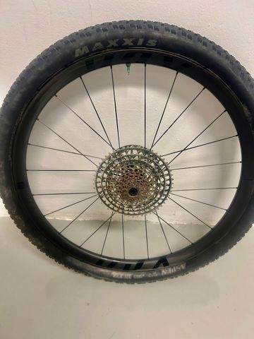 Used Giant XCR Wheels 2026 bike — image 3 of 8