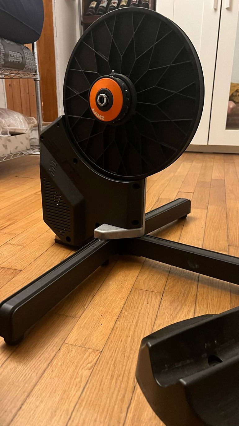 Used Elite Rivo Smart Trainer 2025 bike — image 1 of 4