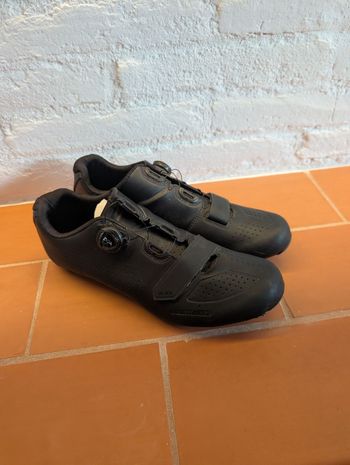 Used Bontrager Velocis Road Shoe 2023 bike — image 2 of 4