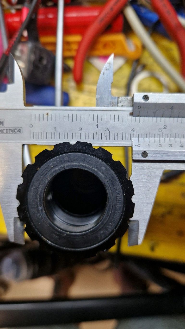 Used Token TF24 Thread Fit Bottom Bracket bike — image 4 of 4