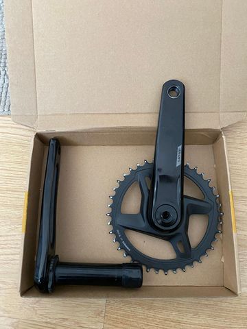 Używany Sram Rival Crankset Dub Wide 40t 1x12 Drivetrain & Pedals