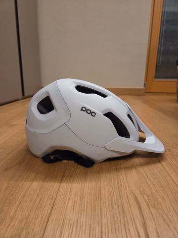Used POC Axion Helmet bike — image 4 of 8