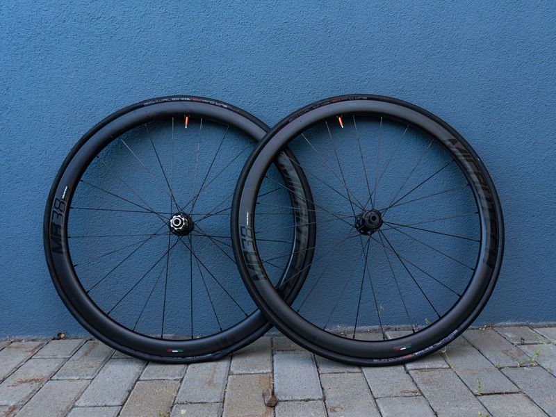 Tweedehands Basso Microtech MR38 Carbon Disc Wheelset bike — afbeelding 1 van 6