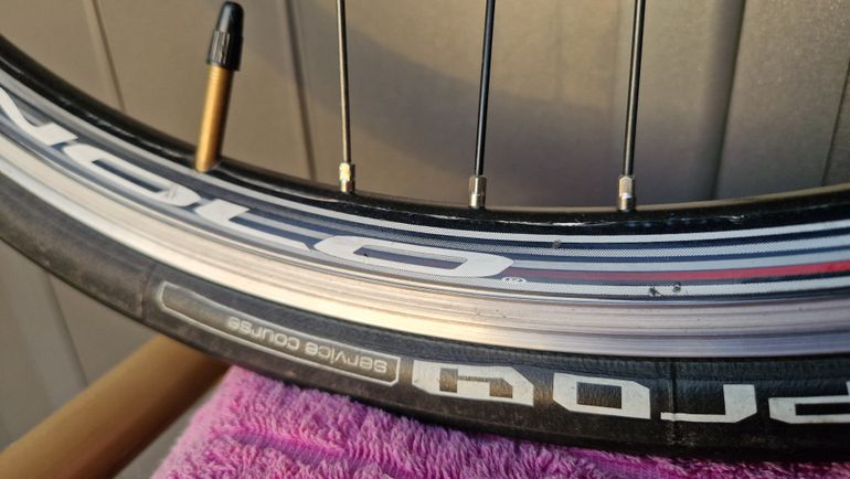 Used Campagnolo Khamsin Asymmetric Wheelset 2014 bike — image 9 of 15