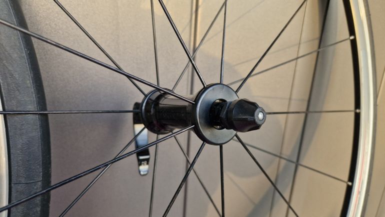 Used Campagnolo Khamsin Asymmetric Wheelset 2014 bike — image 15 of 15
