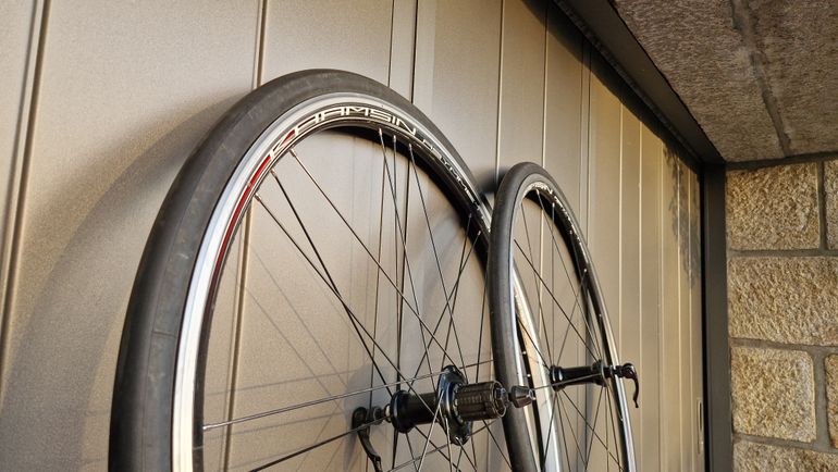Used Campagnolo Khamsin Asymmetric Wheelset 2014 bike — image 10 of 15
