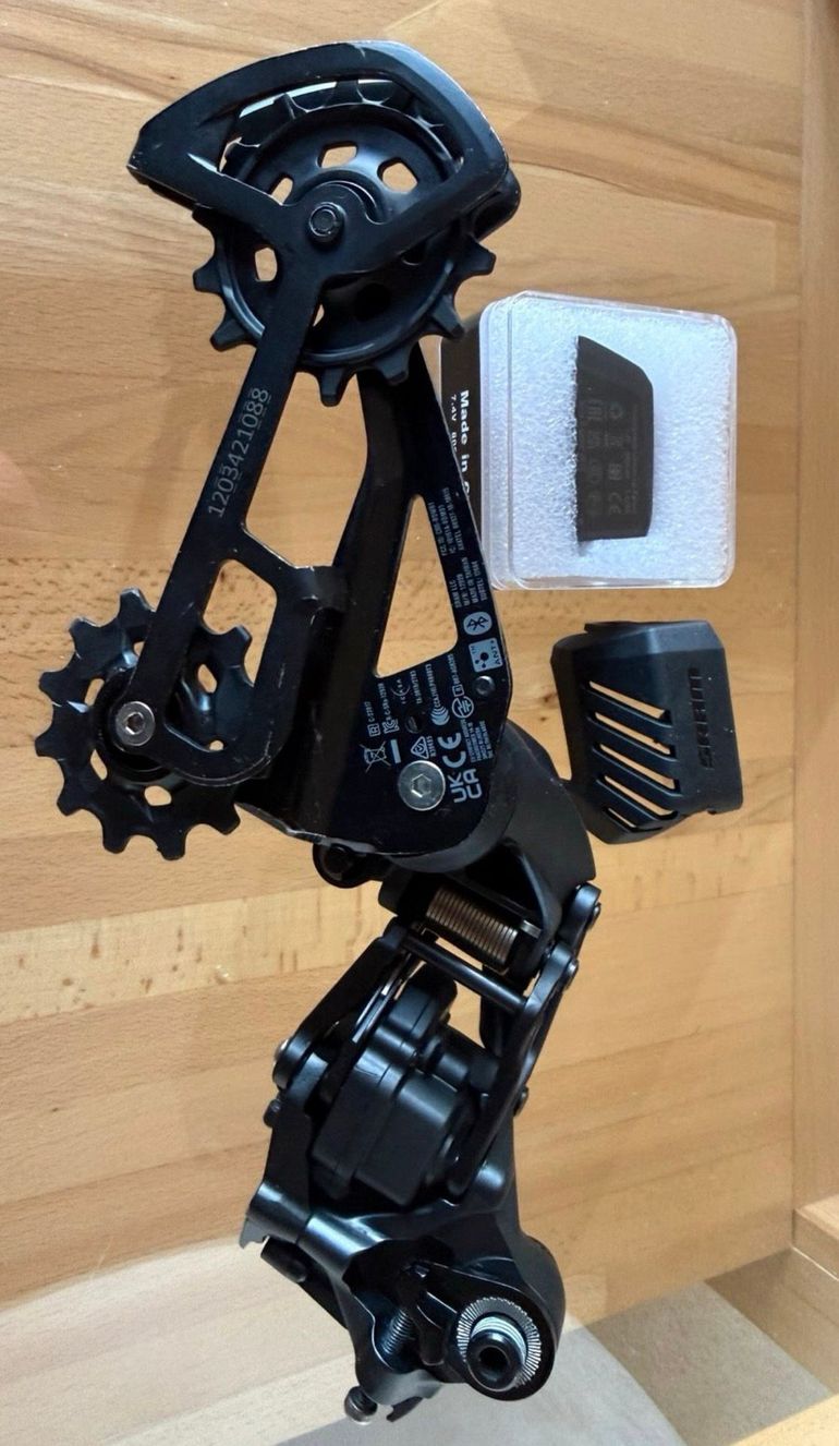 Used Sram GX Eagle AXS Schaltwerk mit Akku bike — image 4 of 4