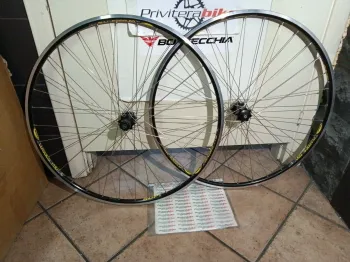 Used Mavic classics Pro Vintage 2010 bike — image 1 of 7