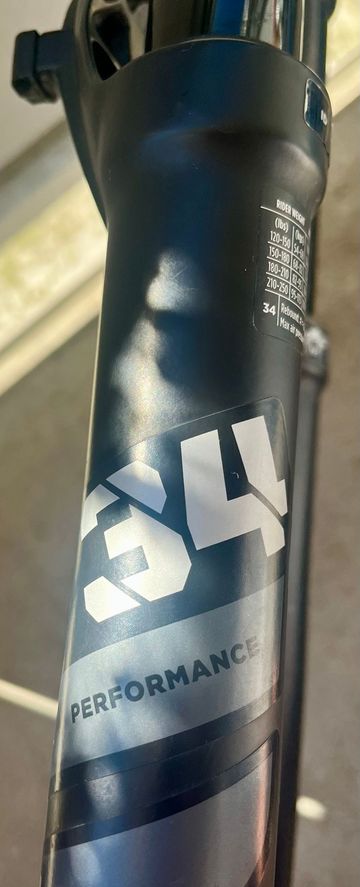 Used Fox PERFORMANCE 34 FLOAT 29 130 2021 bike — image 4 of 5
