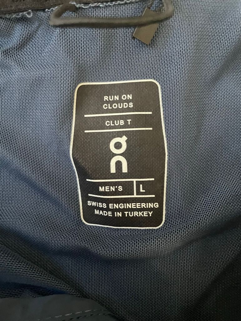 Used On Cloud On Running Veste à Capuche Core Homme 2025 bike — image 4 of 7