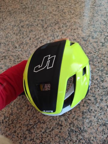 Used just Casco da ciclismo bike — image 2 of 4