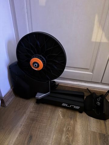 Elite Home Trainer 2026 Cycling Accessories usato