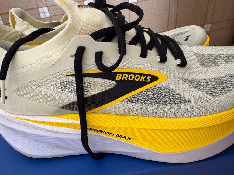 Used Brooks Hyperion max 3 bike — image 2 of 5