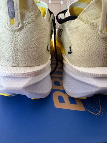 Used Brooks Hyperion max 3 bike — image 5 of 5
