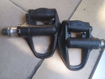 Shimano, Pedals