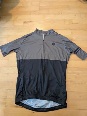 AGU, Duo (M) Trikot