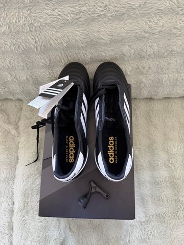 Used Adidas Kaiser 5 Cup Shoes Size 44 Football & Soccer