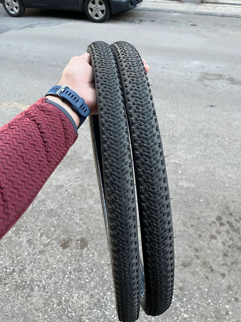 Used Pirelli Cinturato Road Tire 2026 bike — image 1 of 2