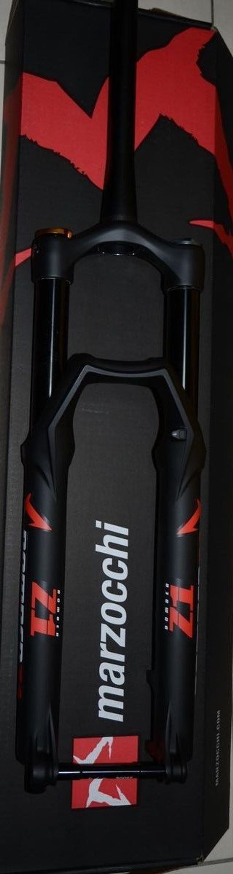 Used Marzocchi BOMBER Z1 Air 160 mm 29" Fork