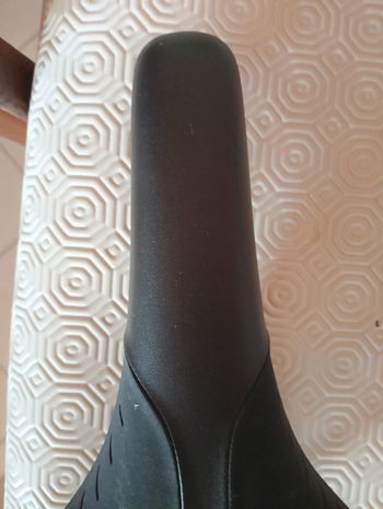 Used Fizik r7 2025 bike — image 3 of 4