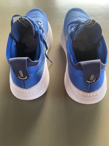Used Asics Gel Nimbus 27 bike — image 2 of 4