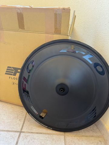 Flow Disc Wheel for Triathlon 2025 bike d'occasion — image 2 sur 6