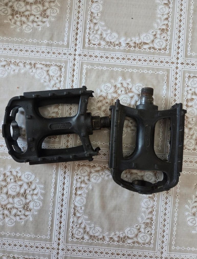 Used No brand MTB Pedals bike — image 2 of 4
