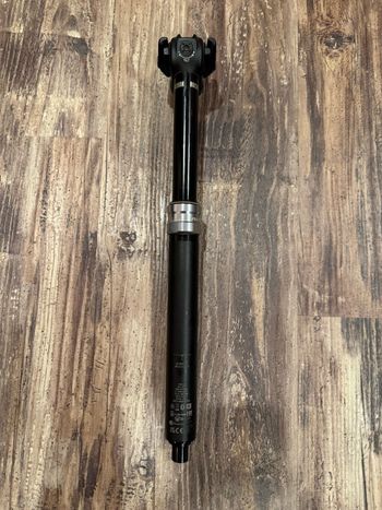 Used RockShox Reverb AXS Dropper Post 2022 bike — image 4 of 5