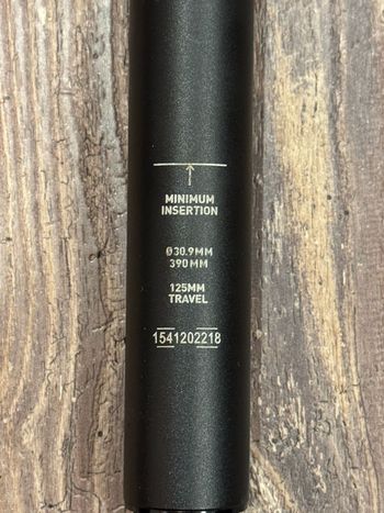 Used RockShox Reverb AXS Dropper Post 2022 bike — image 2 of 5