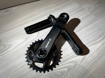 Käytetty Sram X1 Drivetrain & Pedals